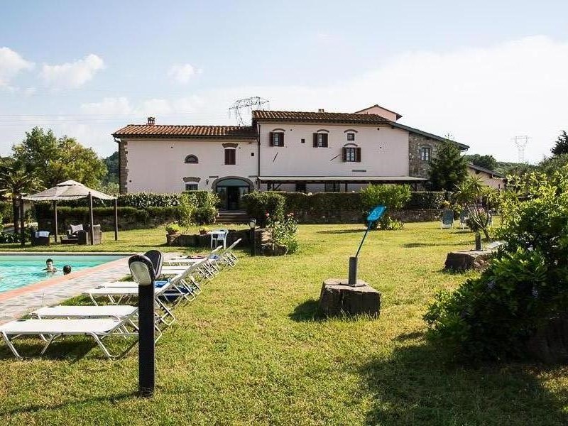 Attività commerciale in Vendita a Lastra a Signa, 3'400'000€, 140000 m²