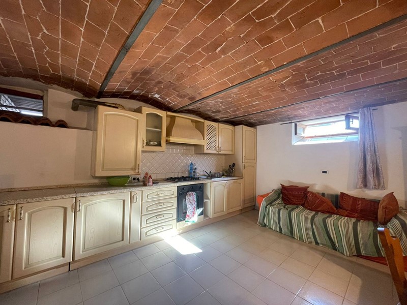 Trilocale in Vendita a Pisa, 135'000€, 70 m², arredato