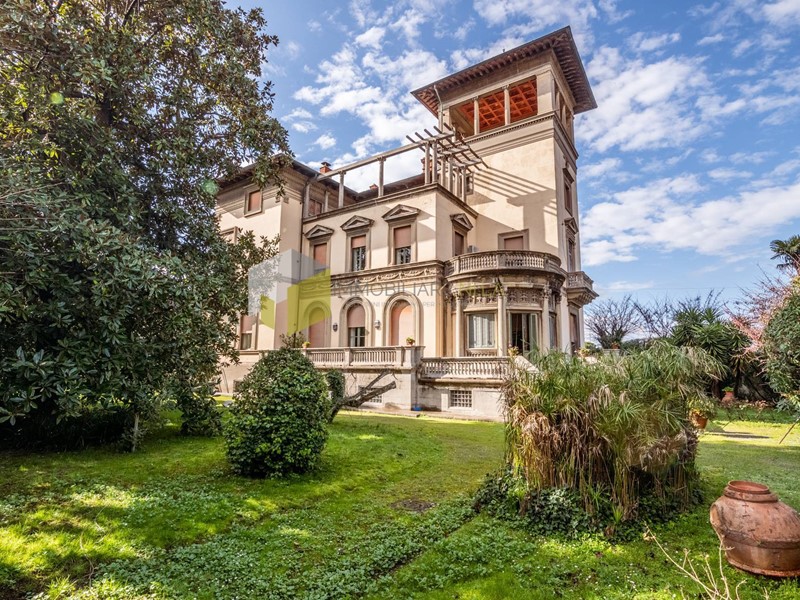 Villa in Vendita a Pisa, 2'600'000€, 1276 m²