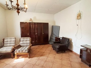 Casale in Vendita a Vicopisano, zona Uliveto Terme, 190'000€, 180 m², con Box