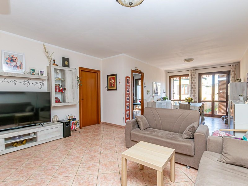 Appartamento in Vendita a Ponsacco, 215'000€, 160 m², con Box