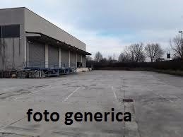Capannone in Affitto a Casciana Terme Lari, zona Perignano, 1'200€, 500 m²