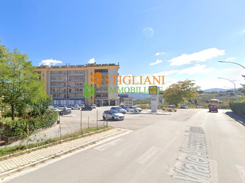 Quadrilocale in Affitto a Campobasso, zona via Manzoni, 750€, 90 m², arredato
