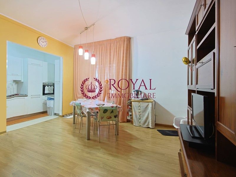 Trilocale in Vendita a Livorno, zona Stazione, 145'000€, 85 m²