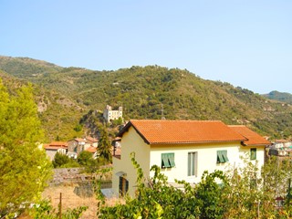 Villa in Vendita a Dolceacqua, 900'000€, 180 m²