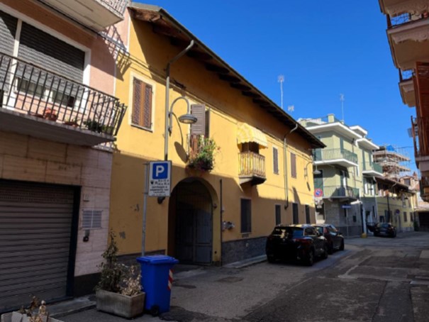 Bilocale in Vendita a Caselle Torinese, 47'250€, 70 m²