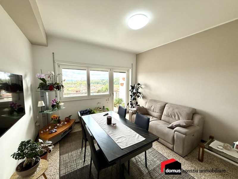 Appartamento in Vendita a Lugo di Vicenza, 95'000&euro;, 90 m²