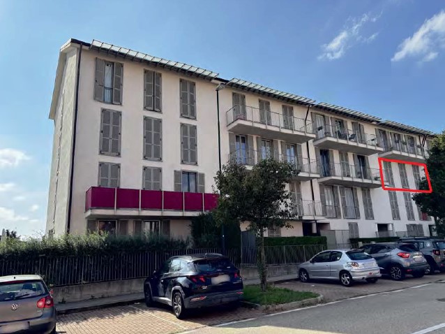 Trilocale in Vendita a Chieri, 91'500€, 83 m²
