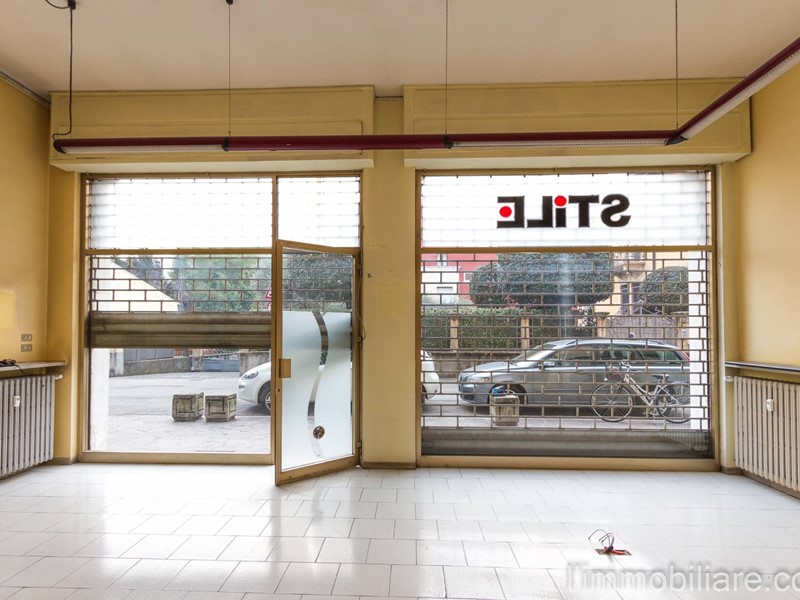Negozio in Affitto a Verona, zona Pindemonte, 600€, 60 m²
