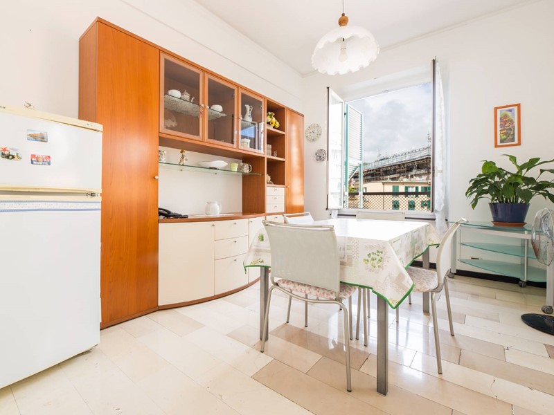 Trilocale in Vendita a Genova, zona Centro, 265'000€, 80 m²