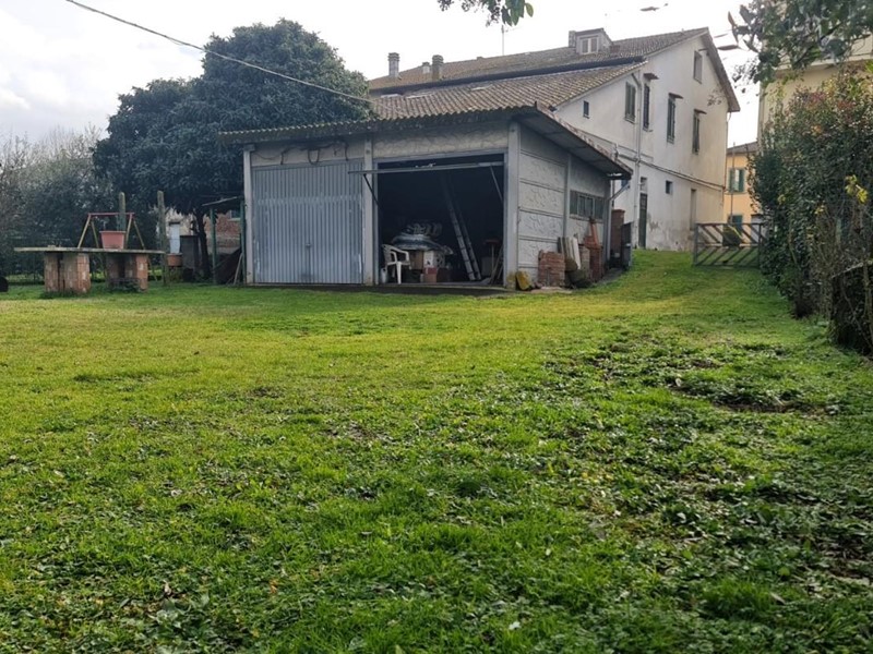 Appartamento in Vendita a San Miniato, 230'000€, 120 m², con Box