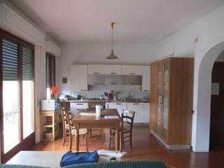 Quadrilocale in Vendita a Santa Maria a Monte, zona Montecalvoli Alto, 105'000€, 110 m²