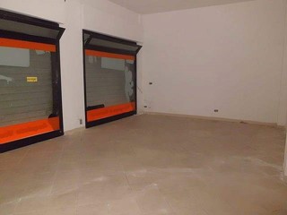 Immobile commerciale in Affitto a Pisa, 750€, 43 m²