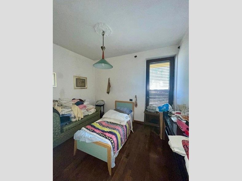 Trilocale in Vendita a Palermo, 240'000€, 95 m²