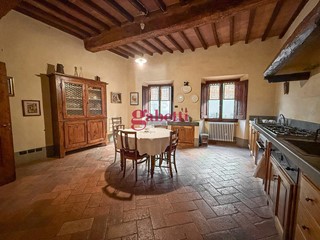 Appartamento in Affitto a Barberino Tavarnelle, 1'700€, 320 m², arredato