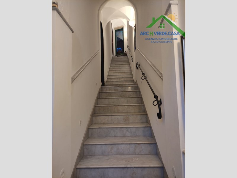 Appartamento in Vendita a Canicattì, 300'000€, con Box