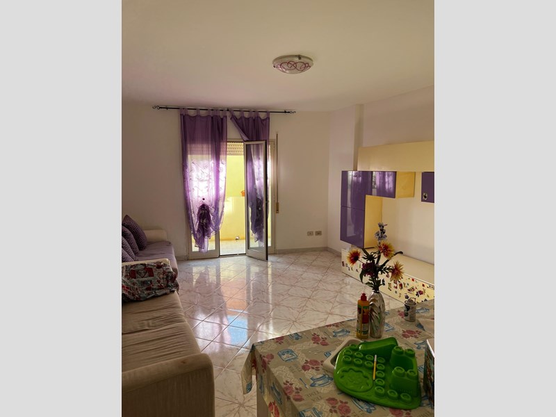 Appartamento in Vendita a Marsala, zona VIA GROTTA DEL TORO, 75'000&euro;, 110 m², arredato