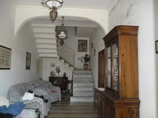 Casa Indipendente in Vendita a Carrara, 370'000€, 250 m²