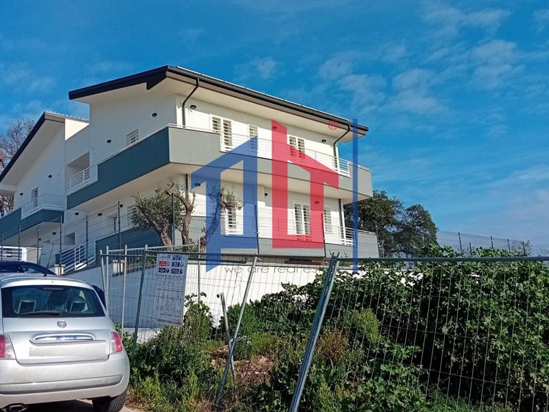 Bilocale in Vendita a Aprilia, zona Casalazzara, 119'000€, 45 m²