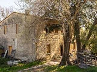 Casa di corte in Vendita a Chianni, 175'000€, 320 m²