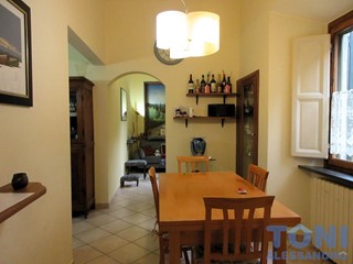 Quadrilocale in Vendita a Empoli, 150'000€, 60 m², con Box