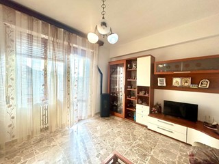 Quadrilocale in Vendita a Monteriggioni, zona Belverde, 237'000€, 93 m², con Box