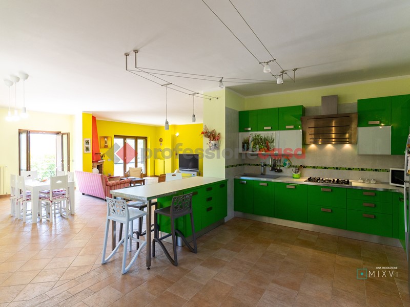 Villa in Vendita a Agropoli, 1'350'000€, 1000 m²