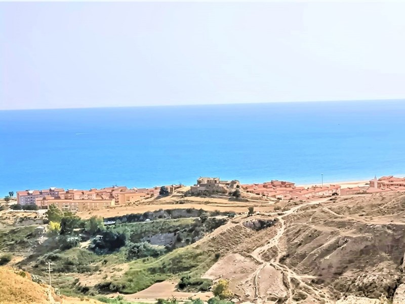 Villa in Vendita a Porto Empedocle, 90'000€, 90 m²