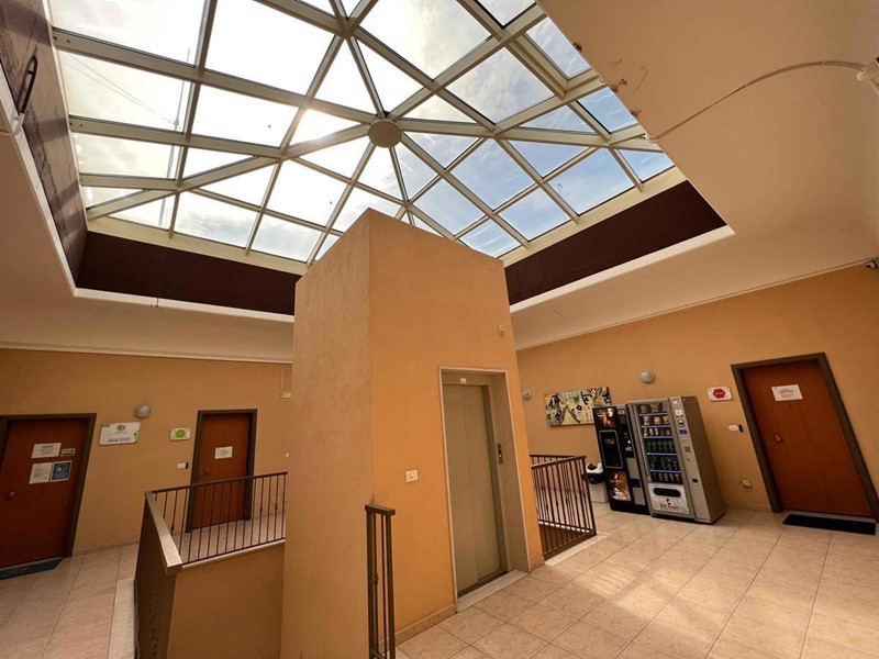 Ufficio in Vendita a San Severo, 84'000&euro;, 90 m²