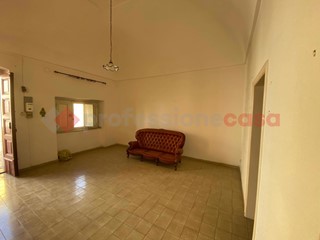 Casa Indipendente in Vendita a Sava, 70'000€, 72 m²