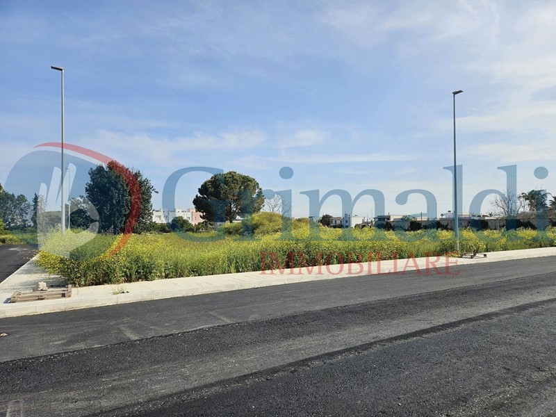 Terreno edificabile in Vendita a Taviano, 90'000€, 434 m²