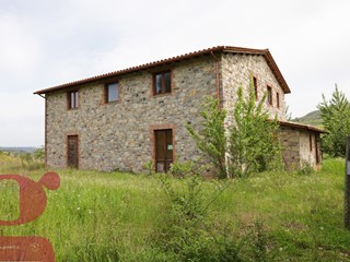 Casale in Vendita a San Venanzo, 450 m², arredato