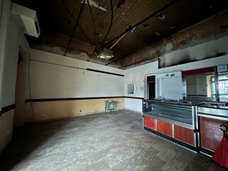 Negozio in Affitto a Fiuggi, 1'200€, 95 m²