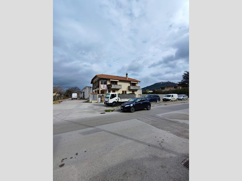 Casa Semi Indipendente in Vendita a Grosseto, zona Braccagni, 180'000€, 150 m², arredato