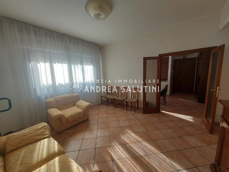 Quadrilocale in Vendita a Castelfranco di Sotto, 94'000€, 85 m², arredato