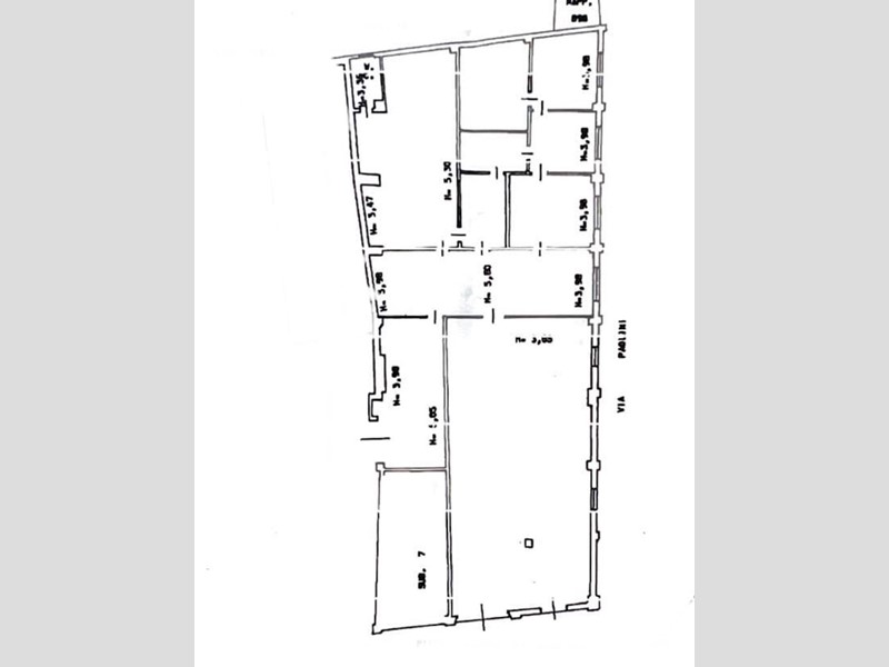 Capannone in Vendita a Massa, 500'000&euro;, 412 m²