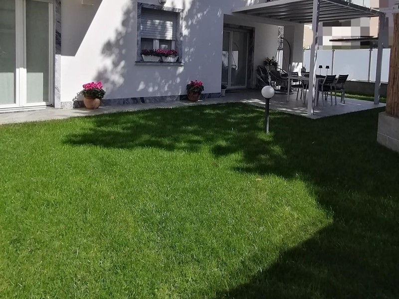 Trilocale in Vendita a Carrara, zona Marina di Carrara, 370'000€, 70 m², arredato