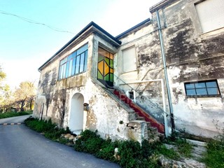 Trilocale in Vendita a Cepagatti, 32'000€, 90 m²