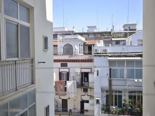 Appartamento in Vendita a Bari, 235'000&euro;, 140 m²