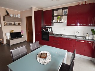 Bilocale in Vendita a Corbetta, 143'000€, 65 m²