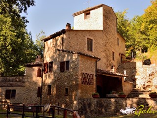 Villa in Vendita a San Gimignano, 590'000€, 360 m²