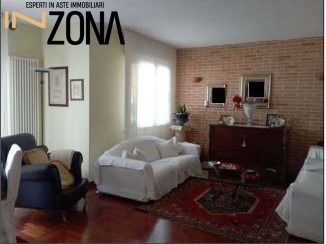 Quadrilocale in Vendita a Montesilvano, 126'000€, 111 m²