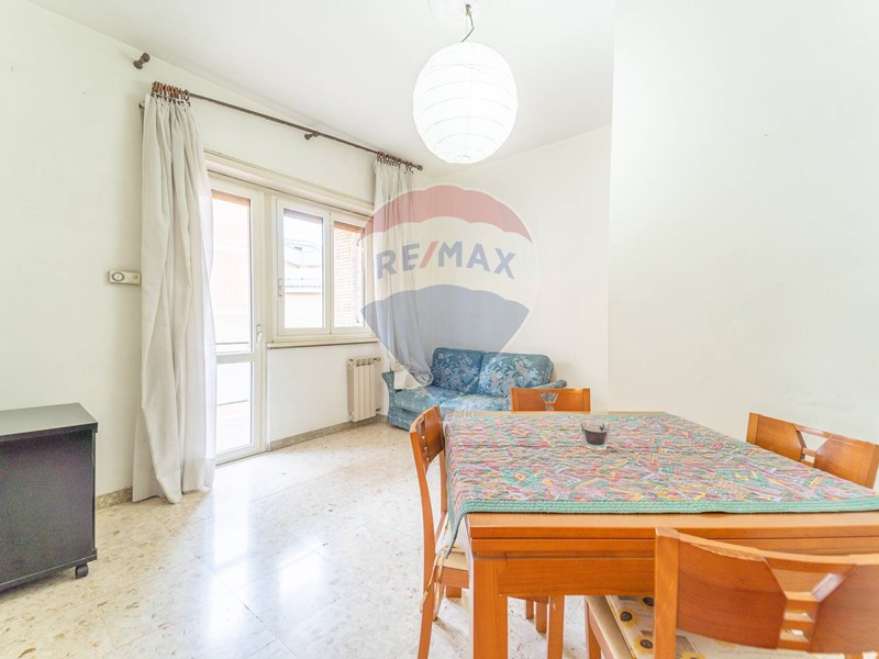 Quadrilocale in Vendita a Roma, zona Collatino, 315'000€, 120 m²
