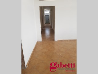 Capannone in Vendita a Sassari, 490'000€, 1 m²