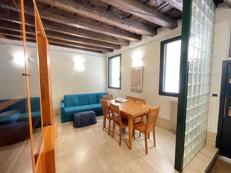 Quadrilocale in Vendita a Venezia, 18'900€, 65 m², arredato