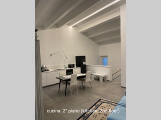 Casa Indipendente in Vendita a Staffolo, zona Centro, 330'000€, 195 m², arredato