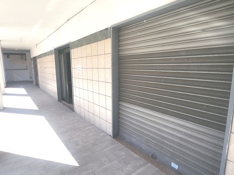 Negozio in Vendita a Casoria, 115'000€, 97 m²
