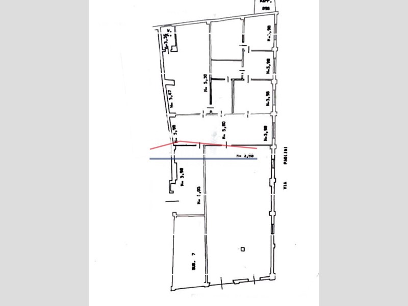 Capannone in Vendita a Massa, 500'000&euro;, 412 m²