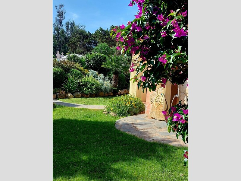 Villa bifamiliare in Vendita a Stintino, zona Località “Punta Su Torrione” , 285'000€, 98 m²