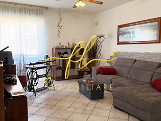 Appartamento in Vendita a Livorno, zona Limoncino, 299'000€, 81 m², con Box